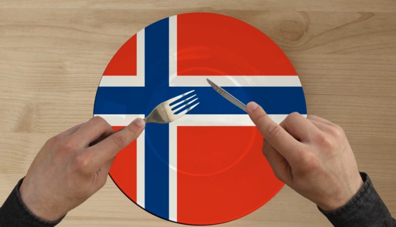 Noors Eten: 16 traditionele Noorse gerechten die je moet proberen!