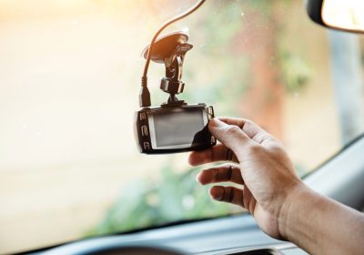 Alles over de dashcam: jouw stille getuige op de weg