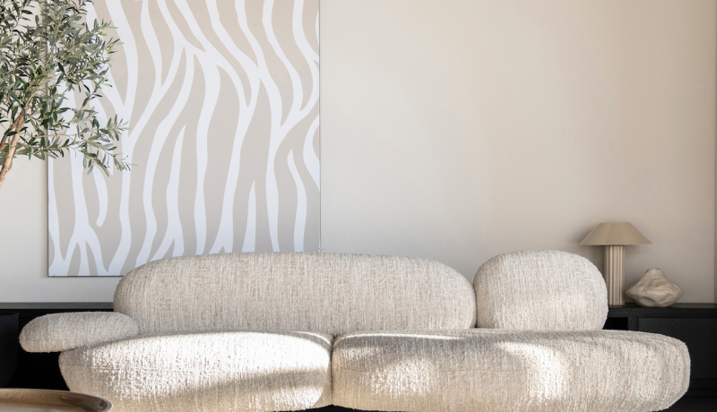Welke kleur fauteuil past bij een beige bank?